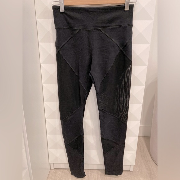 Forever 21 mesh workout pants leggings - Picture 2 of 4